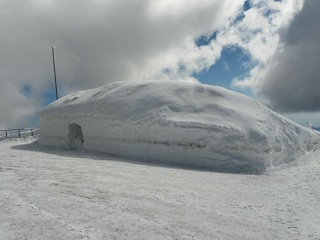 12-03-01-Tahtali-S-75-s.jpg - ein Schneehaus