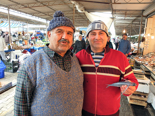 11-01-03-Kemer-Markt-06-s.jpg - Unsere Fischhändler