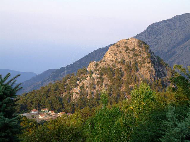 9-08-01-Bergtour-Kuzca-396.jpg - Blick nach Osten im Abendlicht