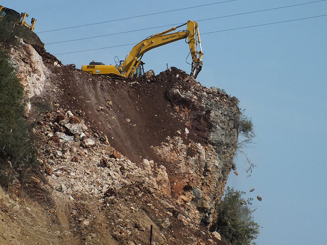 12-03-11-D-400-Ausbau-072-s.jpg - 11.März 2012