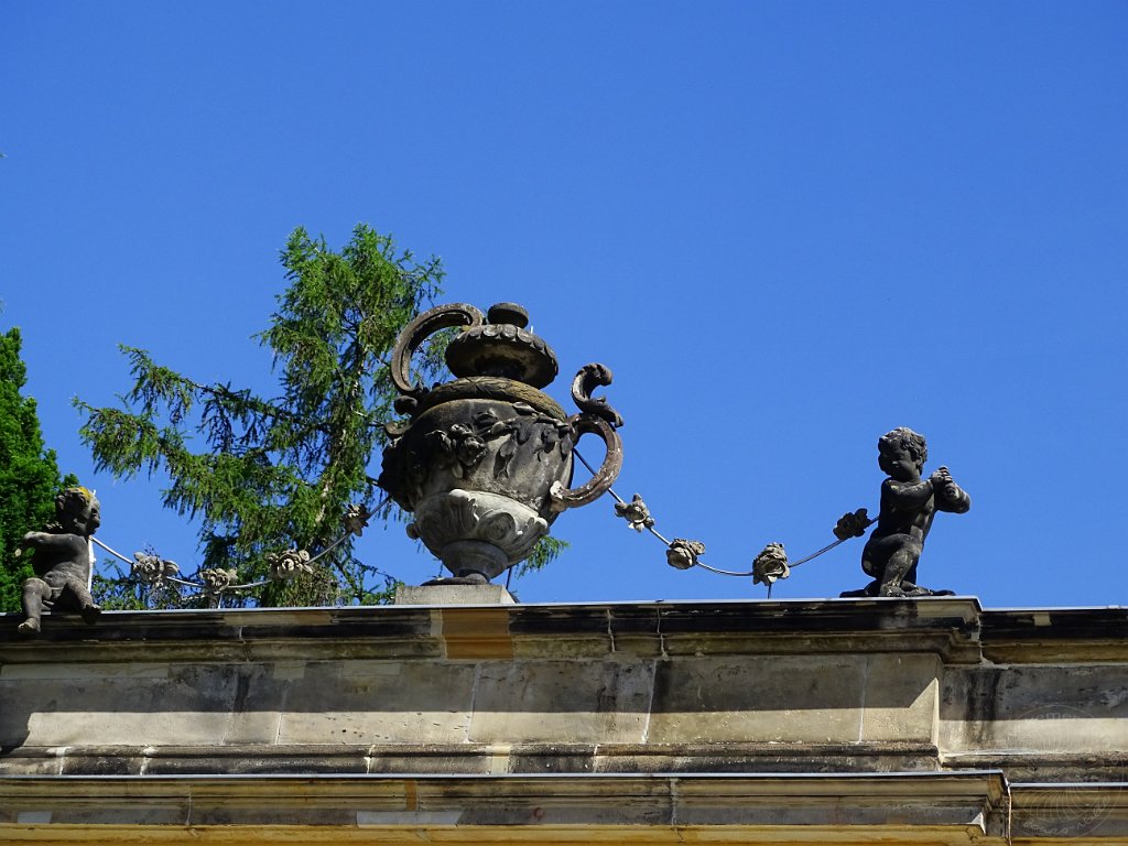 20-06-03-Sanssouci-120-m.JPG -                                